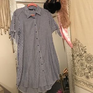 Pin striped dress with bows